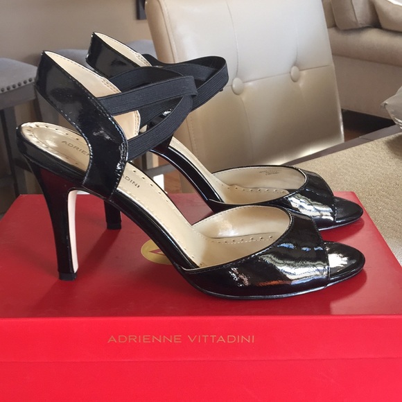 Adrienne Vittadini Shoes - Picture 3 of 6